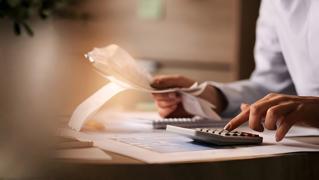 You are currently viewing Key reasons: Why maintaining accurate financial records is essential